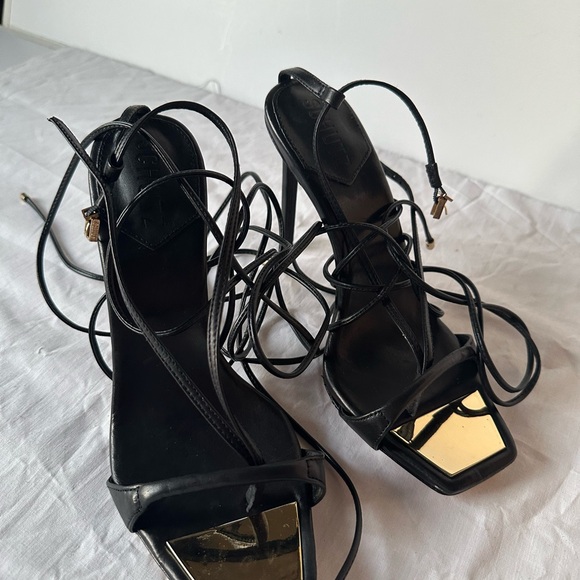 Schutz Vikki Heels Black Leather Wrap Ankle Tie - Picture 7 of 9